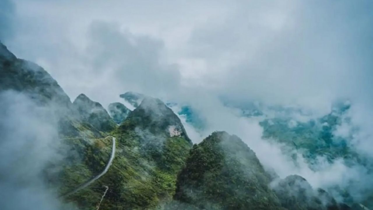 “Bèo dạt mây trôi” thu hút du khách đến Hà Giang